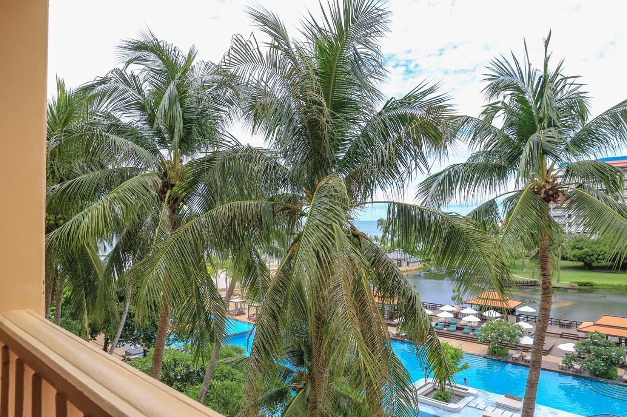 Dusit Thani Hua Hin Csaam Kültér fotó View of the pool at the Royal Paradise Hotel & Spa