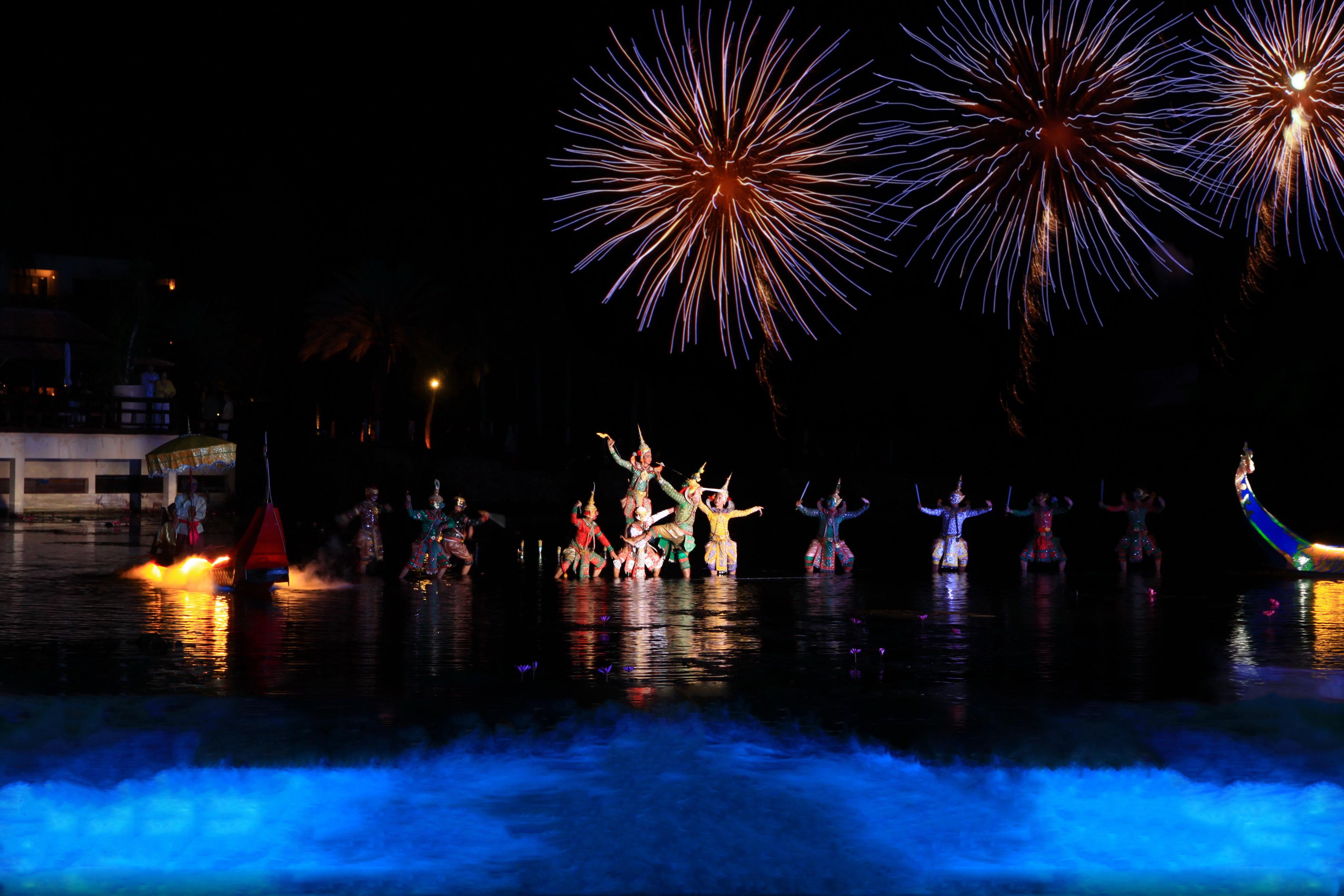 Dusit Thani Hua Hin Csaam Kültér fotó The opening ceremony of the 2011 edition of the festival